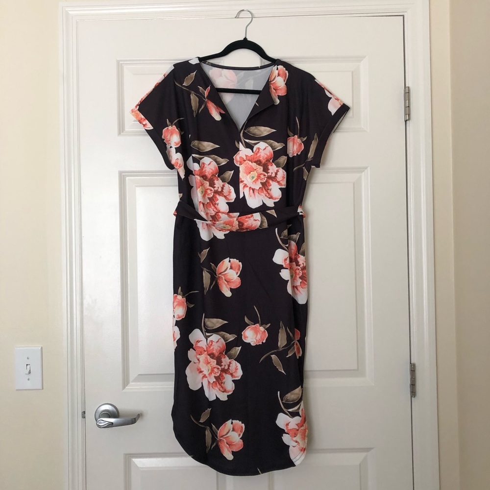 SHEIN Floral Print Belted Dress